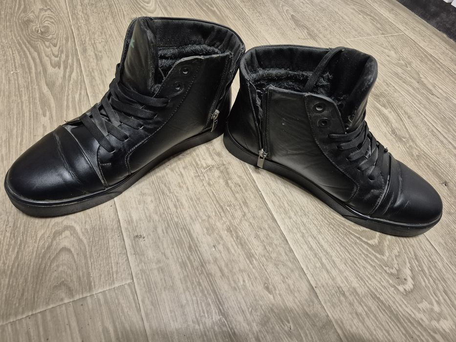 Теплі шкіряні ботінки 40 розміру по устілці 25.5см