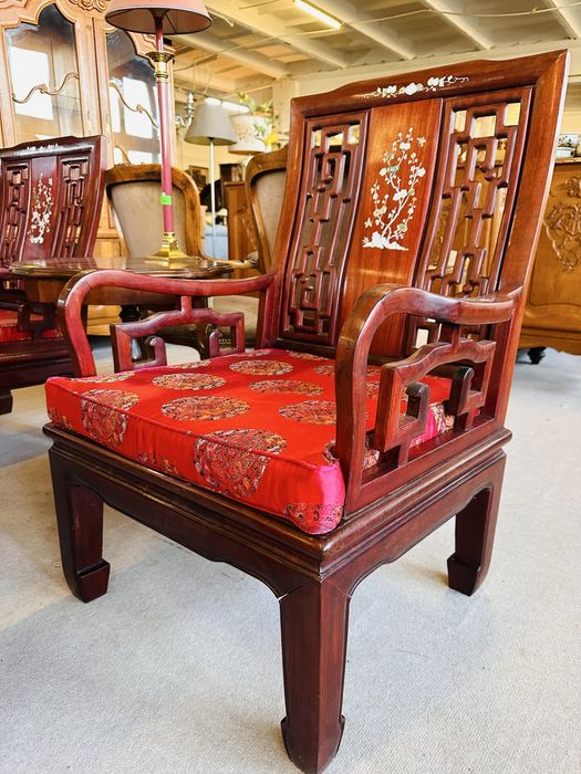 Niepowtarzalny, orientalny komplet 3+1+1+ława z masą perłową :)