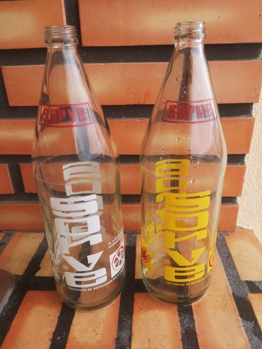 Garrafas pirogravadas