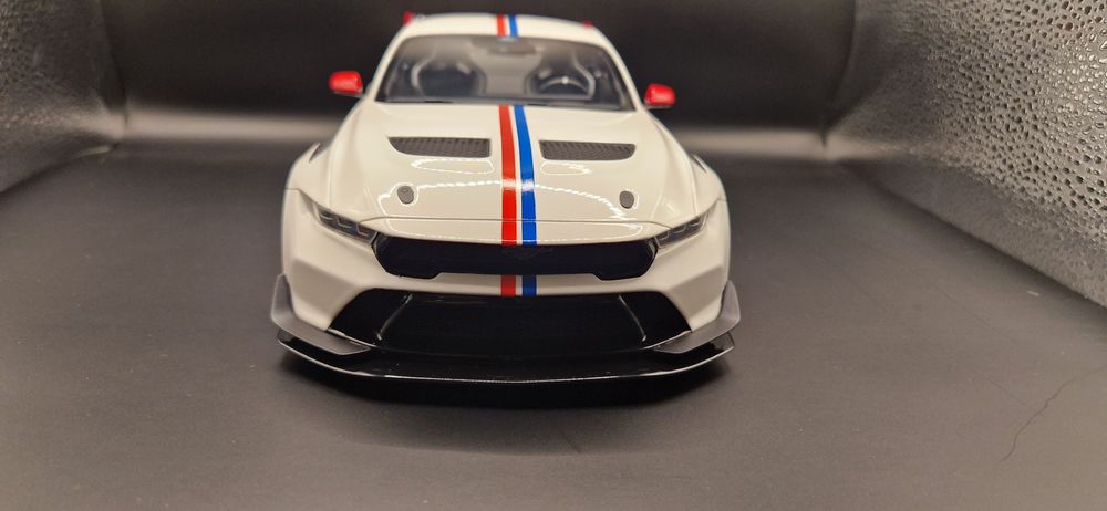 Ford mustang gtd spiryt 1:18
