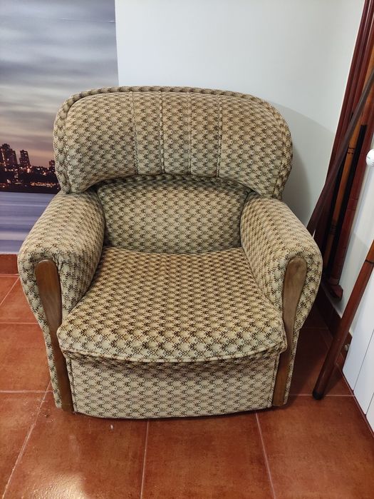 Sofá individual em ótimo estado