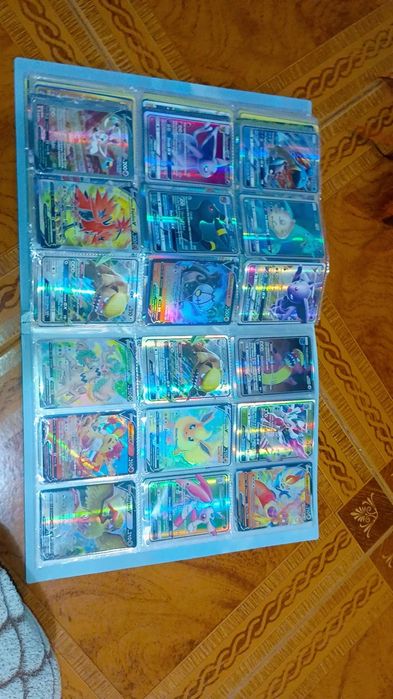 Cartas Pokémon  brilhantes