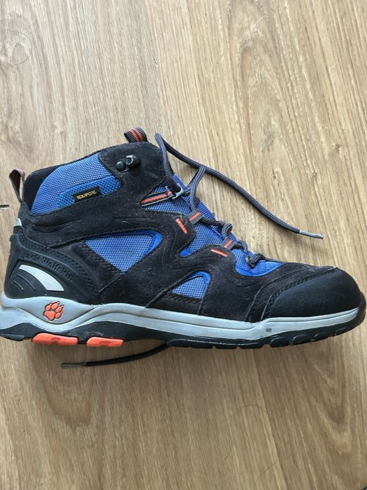 Черевики- кросівки на зиму