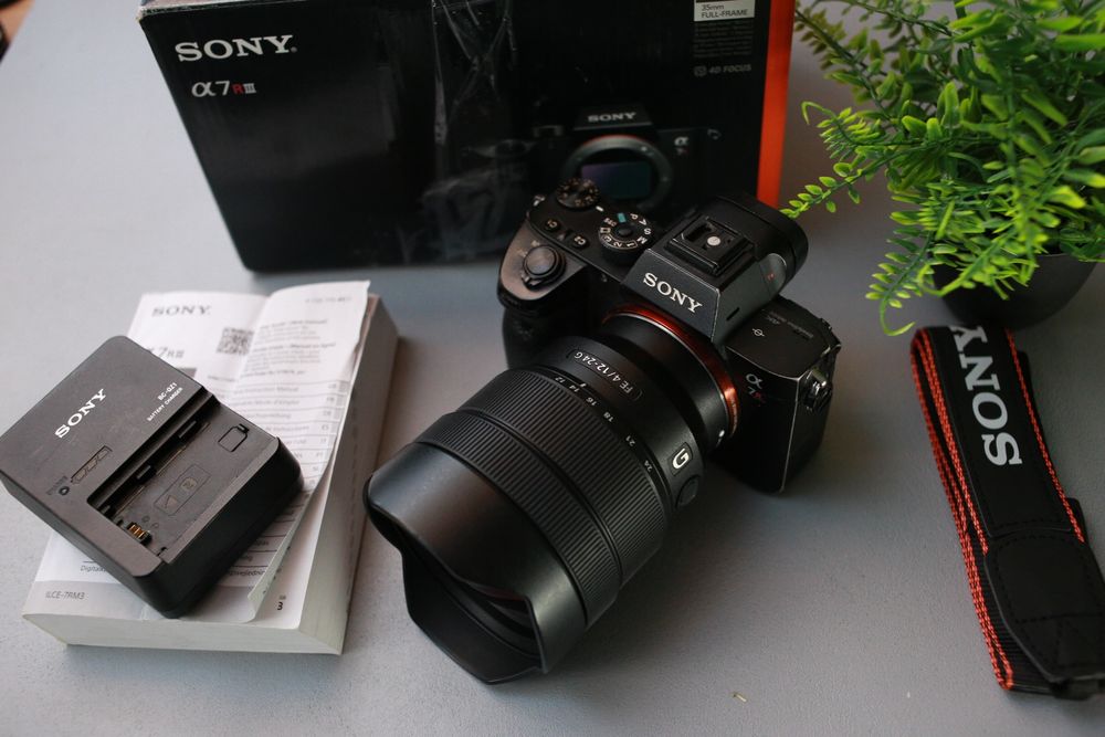 Ідеал Sony fe 12-24mm f4 G OSS