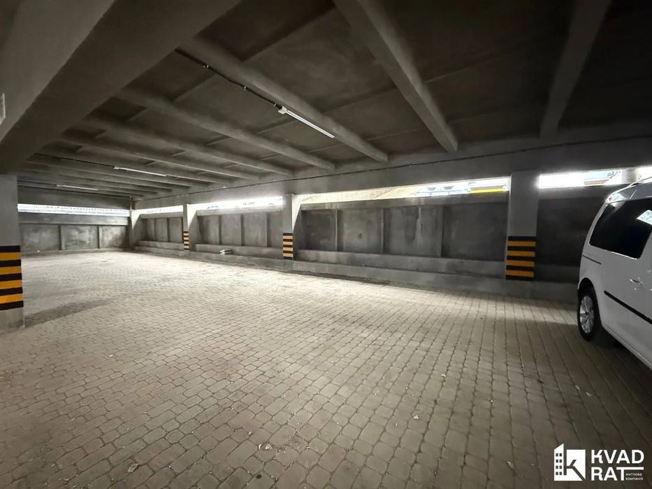 Продаж паркомісця ЖК Містечко Центральне