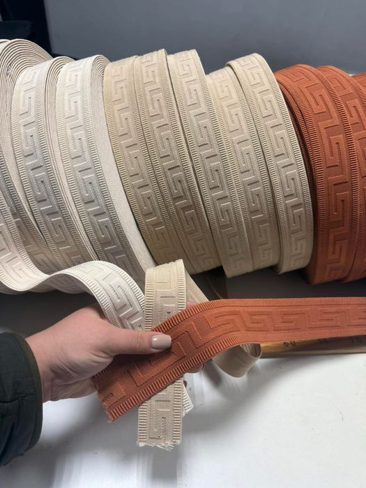 Акційна ціна! Резинка текстильна фактурна Версаче, 4-5см