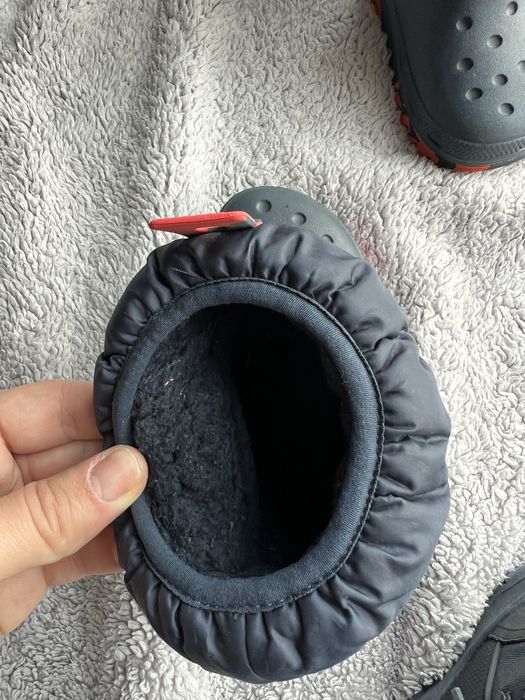 Зимові чоботи від crocs с9