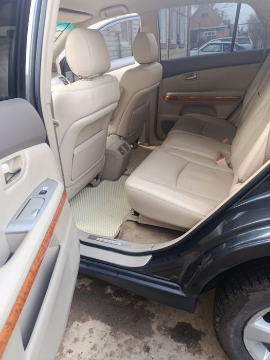 Продам Лексус RX350