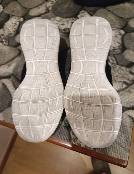 Vendo sapatilhas Skechers originais