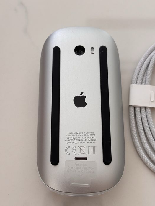 Apple Magic Keyboard & Magic Mouse