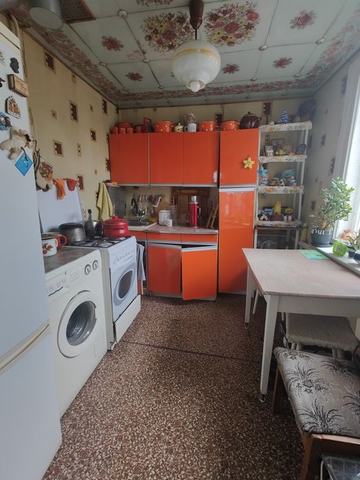Сдам комнату в доме . Залютино. Оплата 2500 грн.