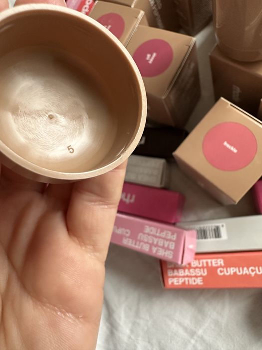 Rhode Peptide Blush — кремові рум’яна з доглядовою формулою