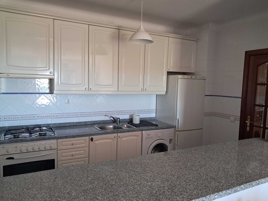 Apartamento T1 para Arrendar - Coimbra