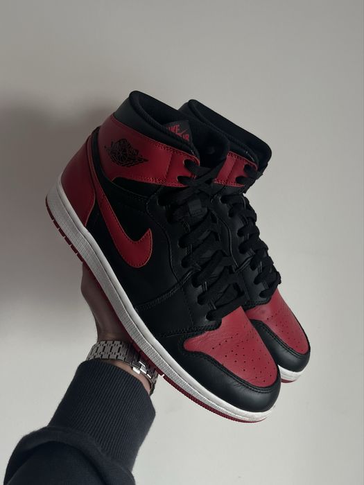 Nike Air Jordan 1 Retro Bred 2013