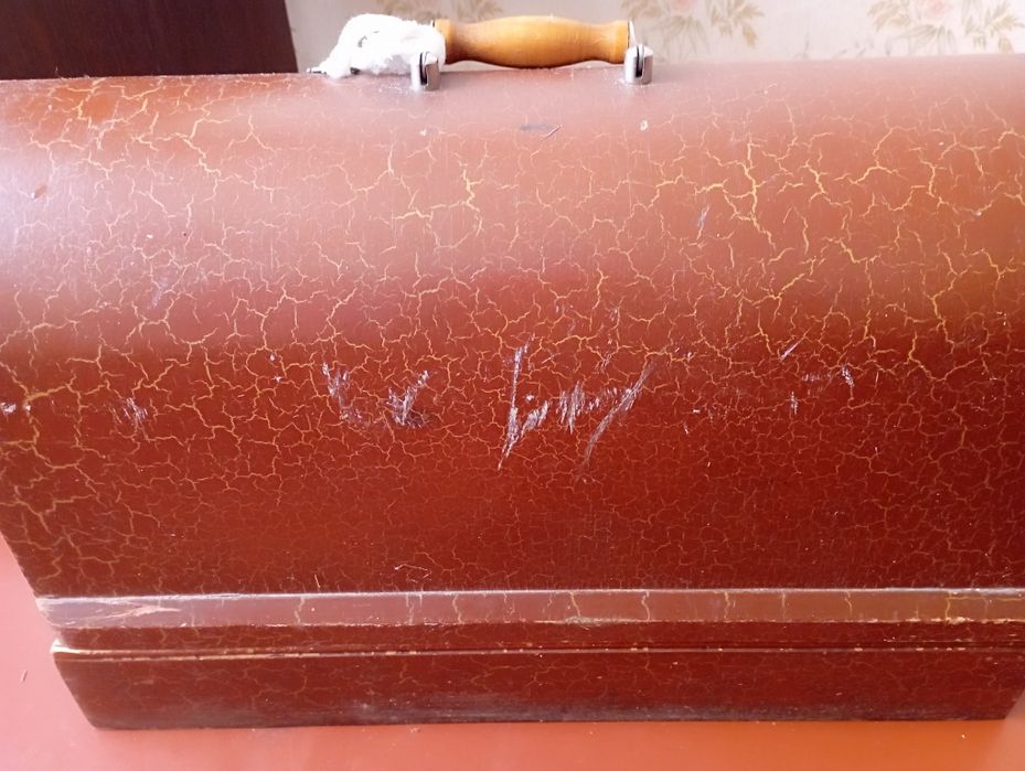 Швейная машинка ЗИЛ