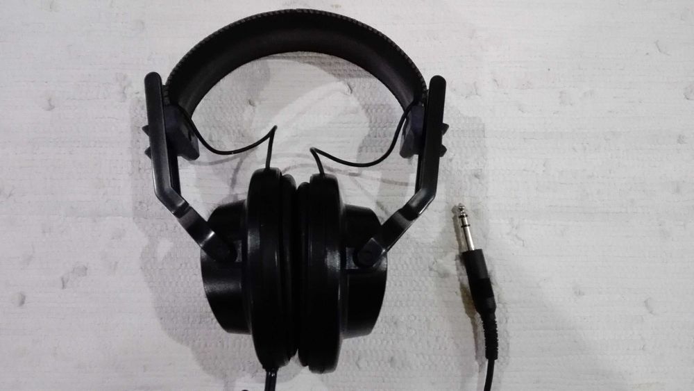 Auscultadores Vintage Sony DR-S3