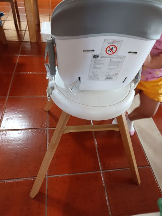 Cadeira alimentação bebé