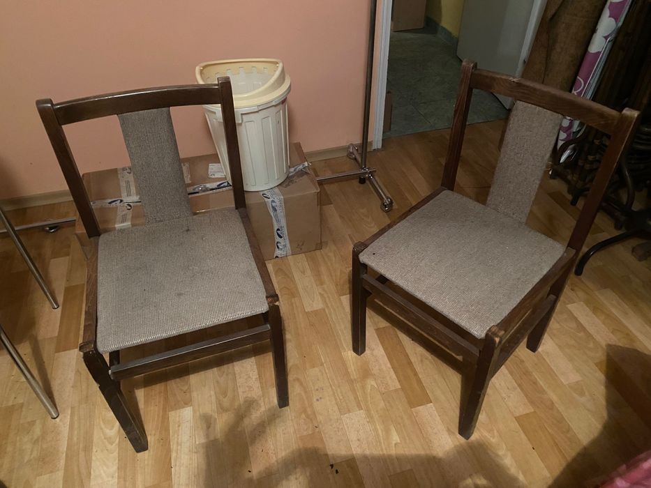 Krzesła PRL , różne rodzaje