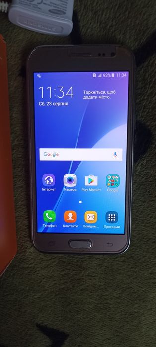 Телефон Samsung J2