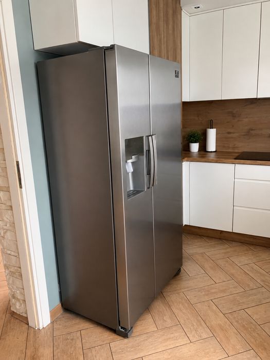 Lodowka Samsung dwu drzwiowa Side by side
