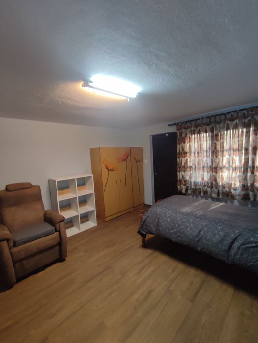 Quarto Independente com banho privativo.privativo