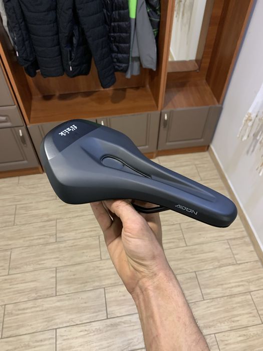 Сідло для велосипеда Fizik terra aidon 145mm