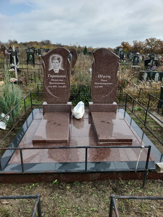 Пам'ятники, Кушугум, Балабіно