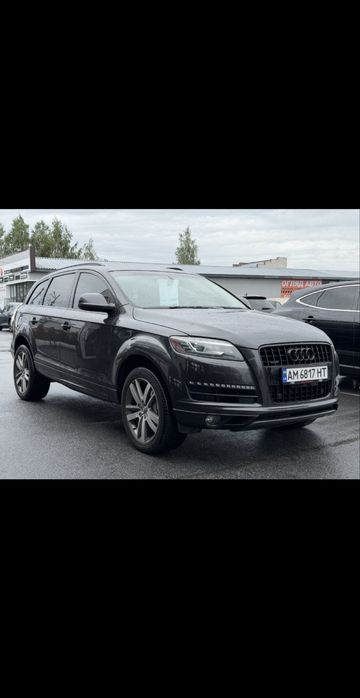Продам AUDI Q7 2011