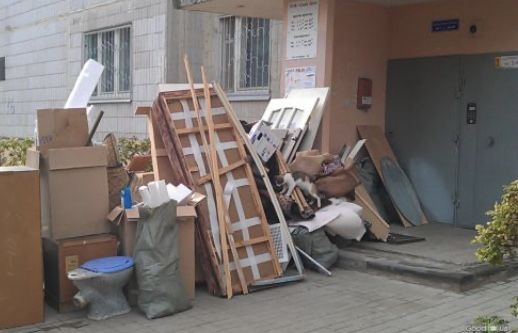 Вивіз старої мебелі та строй матеріалів в Киеві та Киіївський обл.