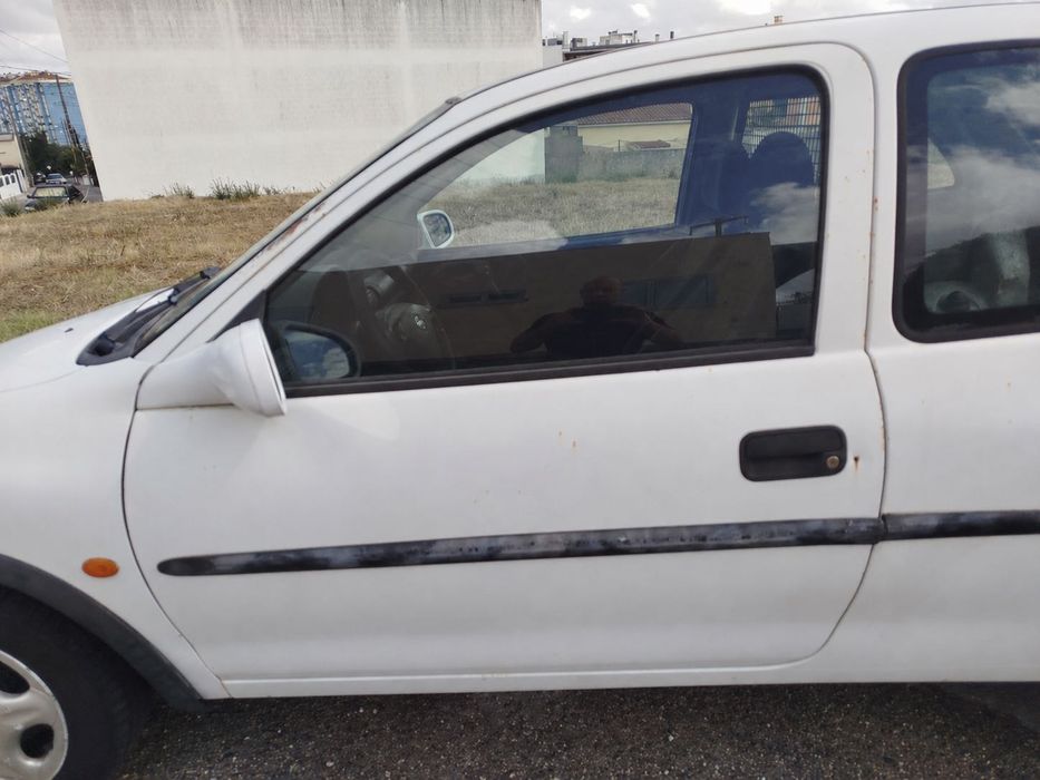 Opel Corsa 1.5 TD Motor Isuzu