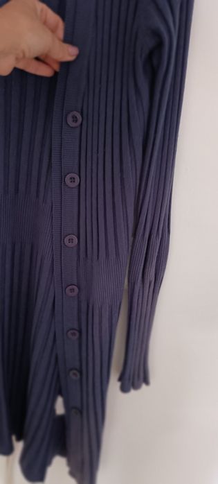 Casaco de malha azul escuro tamanho M. Usado