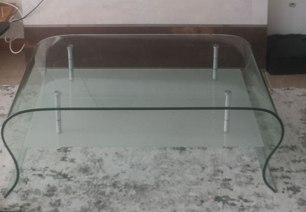 Mesa de centro em vidro