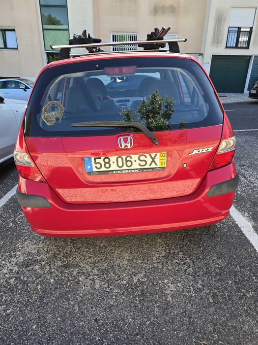 Honda Jazz 1.2 2002 – Carro de Família