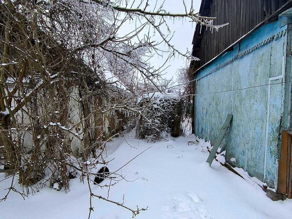 Будиночок неподалік від озер та лісу в с.Ясногородка.Від Києва 25км.