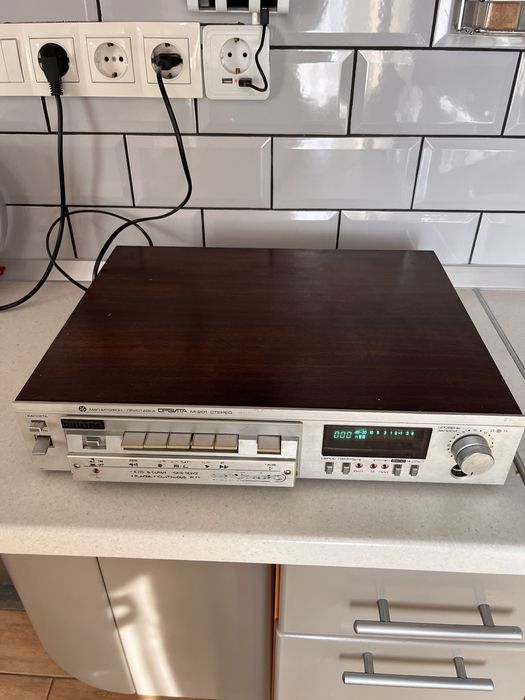 Магнітофон Орбіта М-201