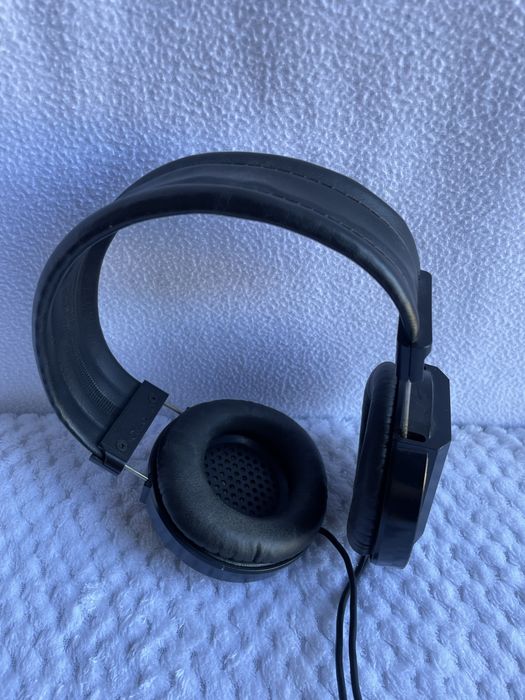 kolekcjonerskie słuchawki stereofoniczne JVC HP-303.