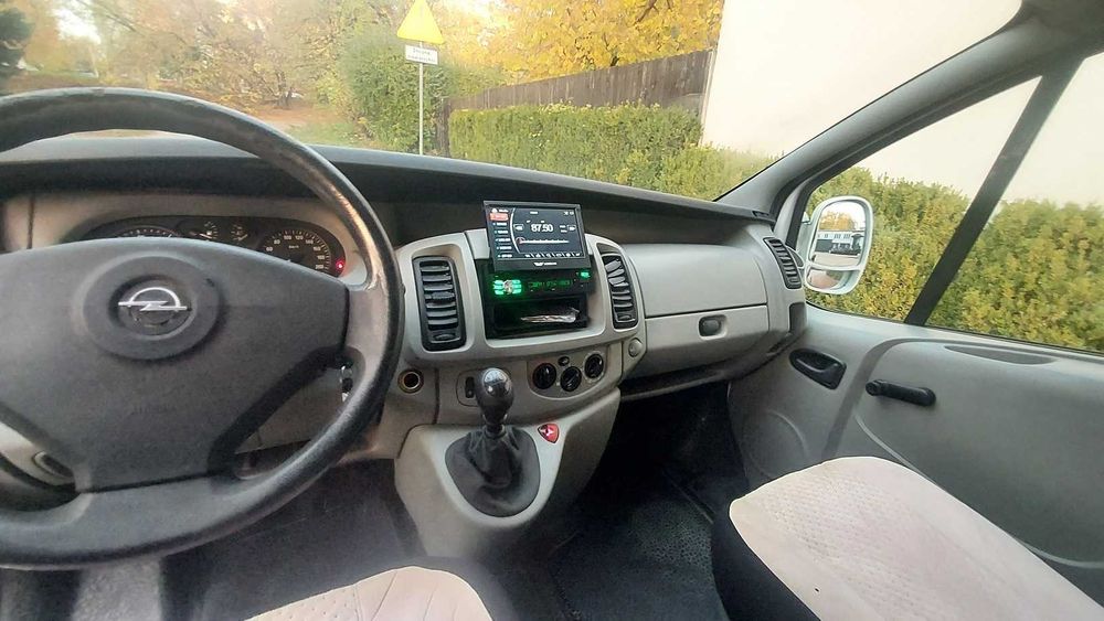 Renault Trafic 1.9 dci Hak 6-osobowy Brygadówka