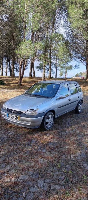 Opel Corsa B - Gasolina 1.2L 4cilindros com AC