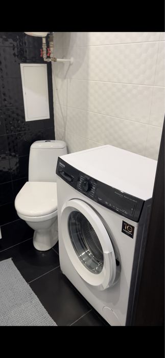 Сдаеться кватира  на Тисячці Сонячна  галерея