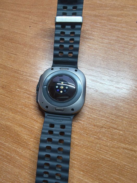SAMSUNG Galaxy Watch Ultra  e-sim