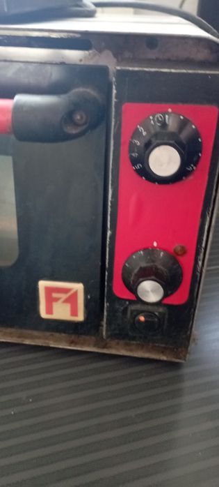 Электропечь для пиццы