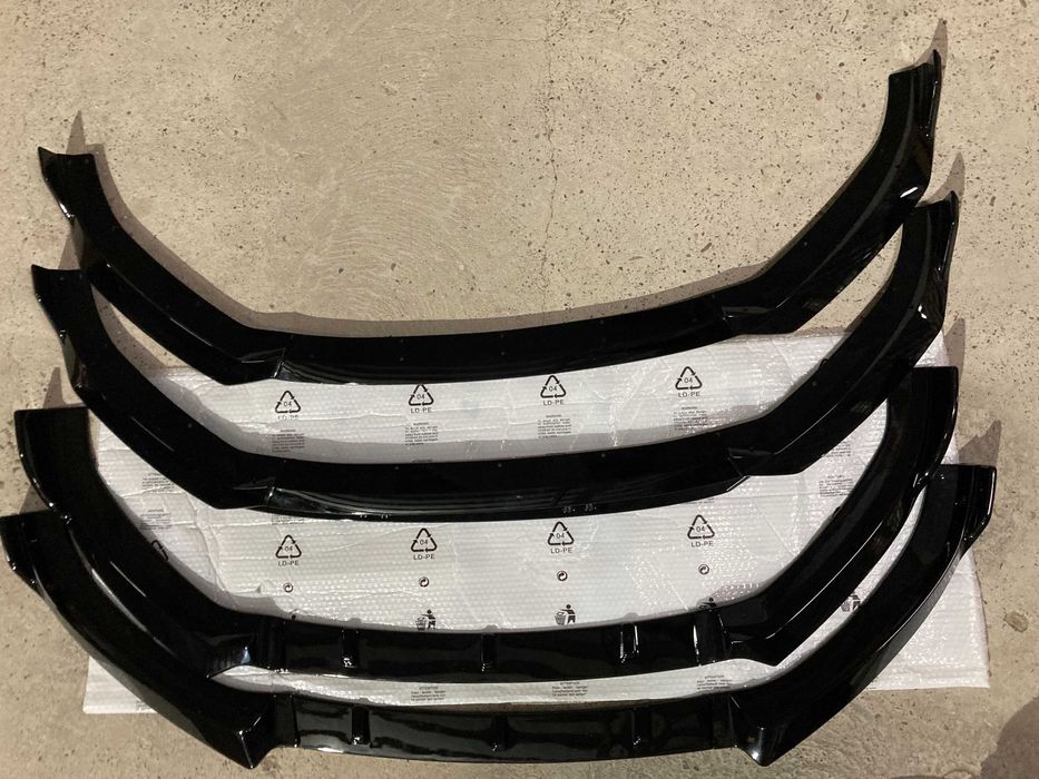 Губа переднего бампера Audi A3 8V 2016-2020год.