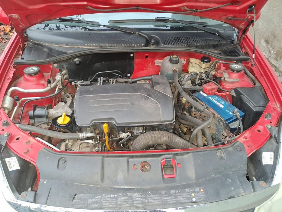 Автомобіль RENAULT Thalia