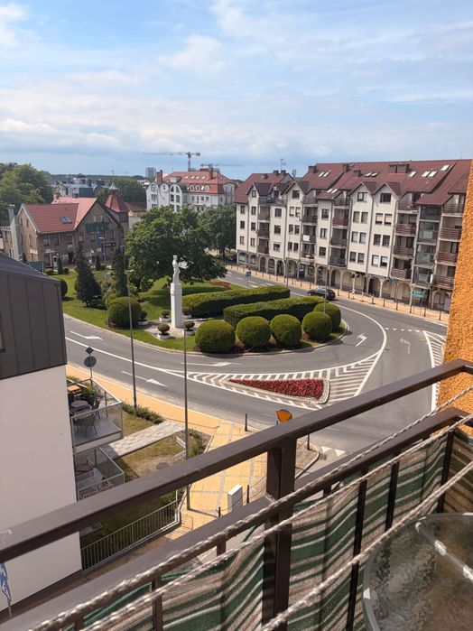 Do wynajęcia dwupokojowe, słoneczne mieszkanie w centrum Międzyzdrojów! Idealne dla grupy do 6 Więcej informacji pod numerem 574 920 977