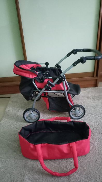 Каляска для ляльки