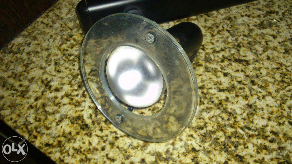 Candeeiro de três luzes