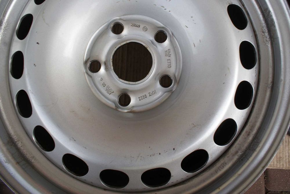 Stalowe i Alu 6,5Jx16 cali 5x112x57  ET33 Audi Q3 VW Tiguan Seat Skoda