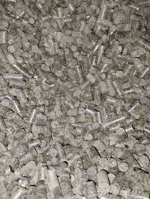 Пелета из лузги, брикет из шелухи Подсолнечника в мешках