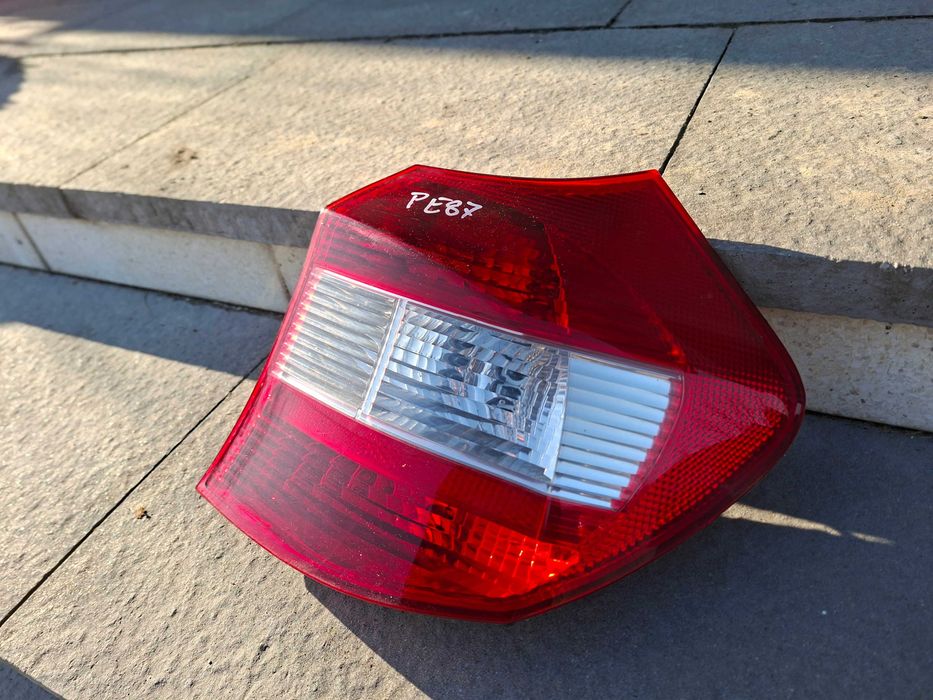 Lampa tylna prawa BMW e81 e87 oryginał przedift