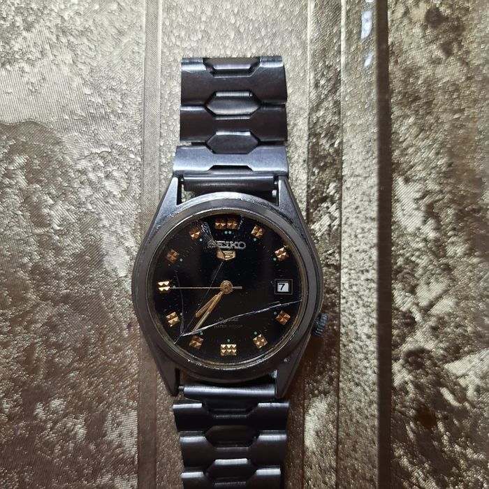Наручные мужские часы Seiko